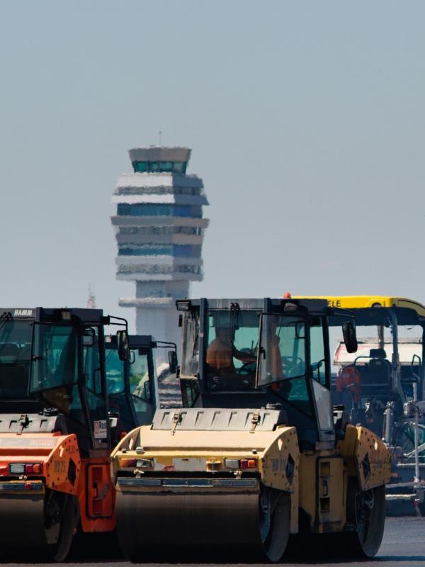 Aerodrom Nikola Tesla